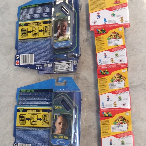 Avatar 2009 and Super Mario - Picture 2 of 2